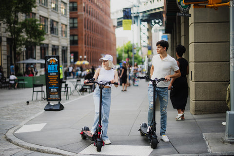 Choosing the Right Electric Scooter for Seniors Guide